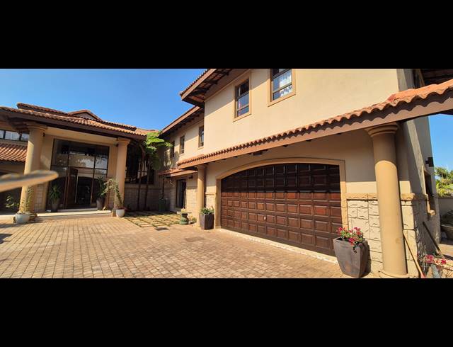 5 BEDROOM HOUSE FOR SALE IN IZINGA RIDGE